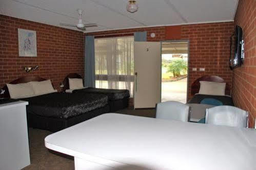 Barooga River Gums Motor Inn ภายนอก รูปภาพ